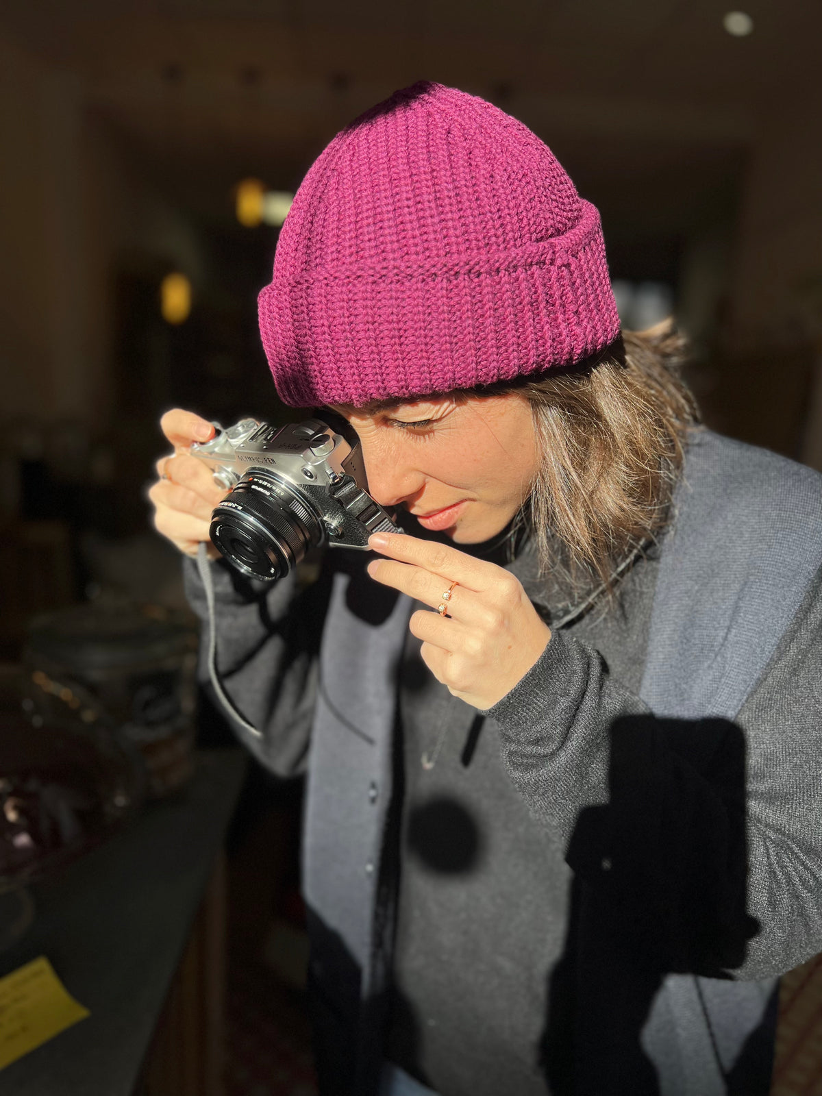 Bonnet en laine mérinos bordeaux Kelly Kilby